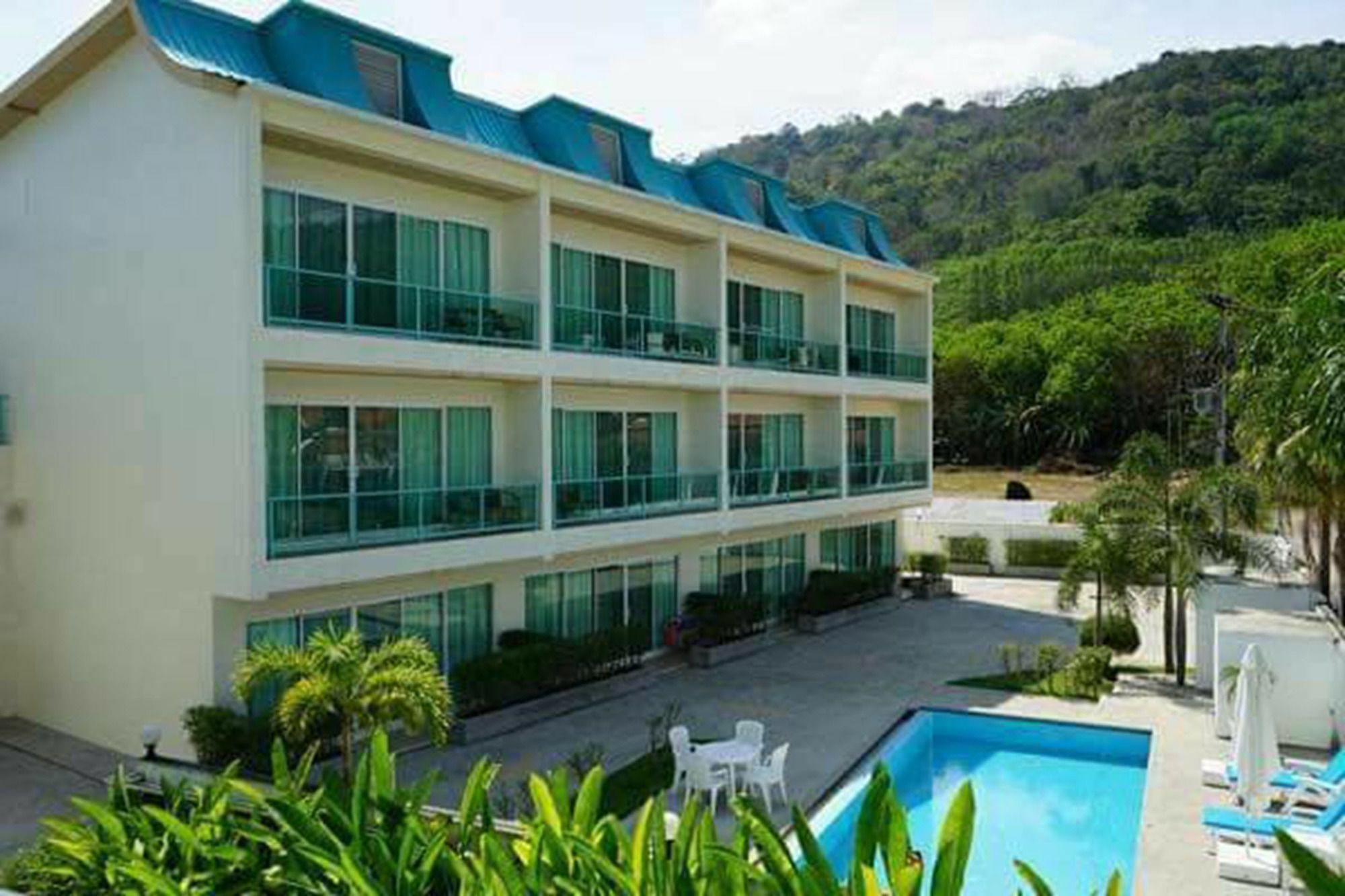 Condor Apartment Nai Harn Экстерьер фото